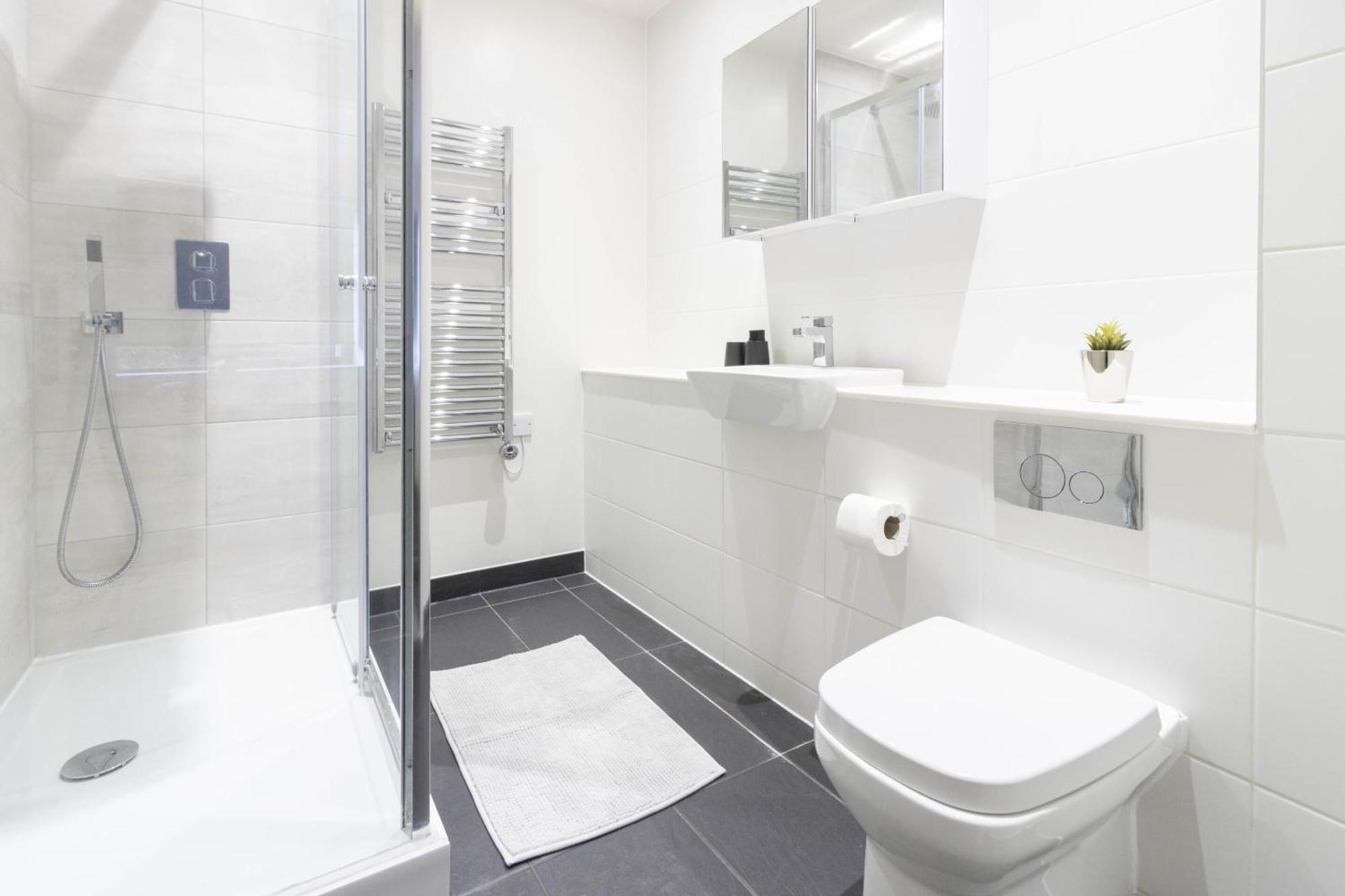Linacre 11 - Modern 2 Bed Behind The Cathedral With Free Parking And Fast Wifi Lejlighed Exeter Eksteriør billede
